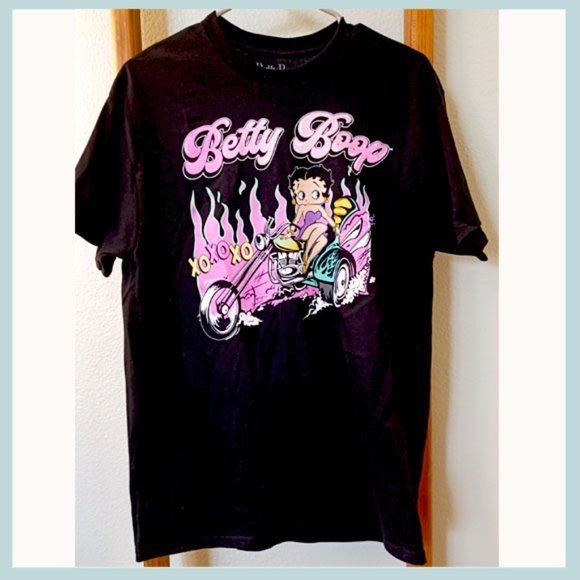 Betty Boop Tops - Betty Boop Biker Babe Betty Hot Rod Pink Flame XOXO Tee Shirt Size Medium